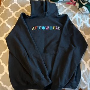 Alpha phi , Travis Scott hoodie